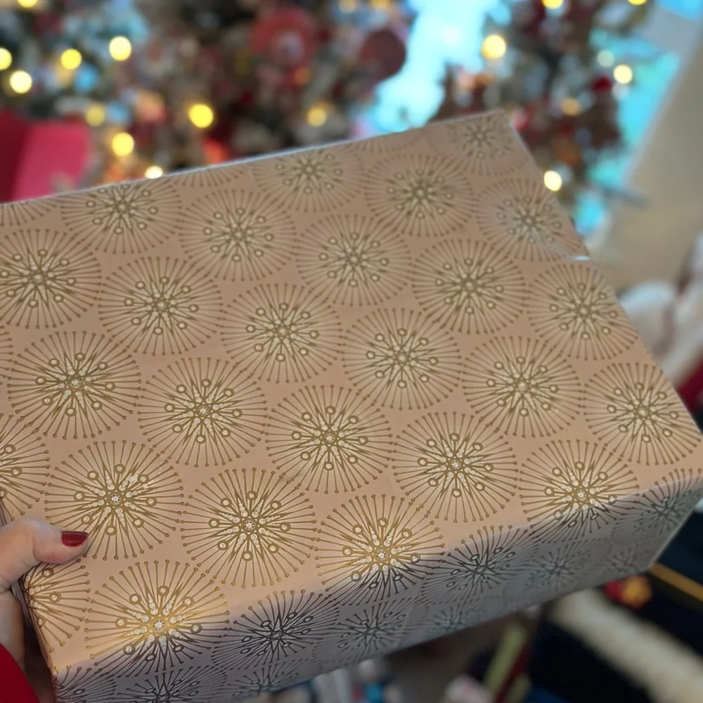 Catherine‎ Martin Wrapping Paper and gift tags set